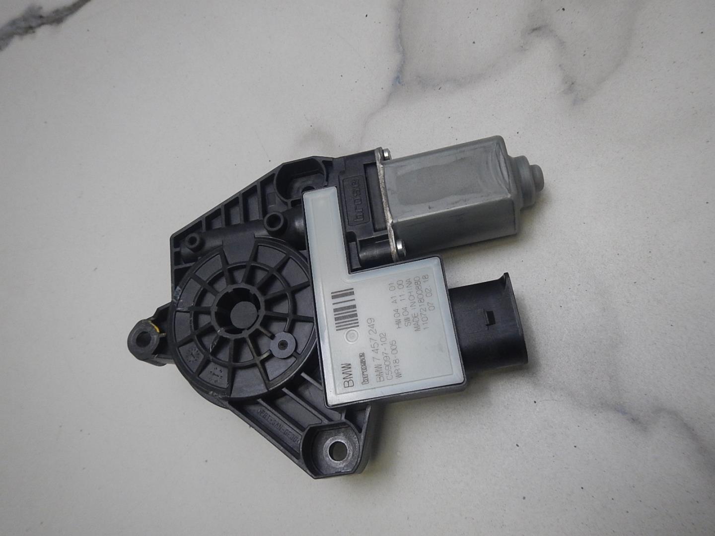 Моторчик стеклоподъемника