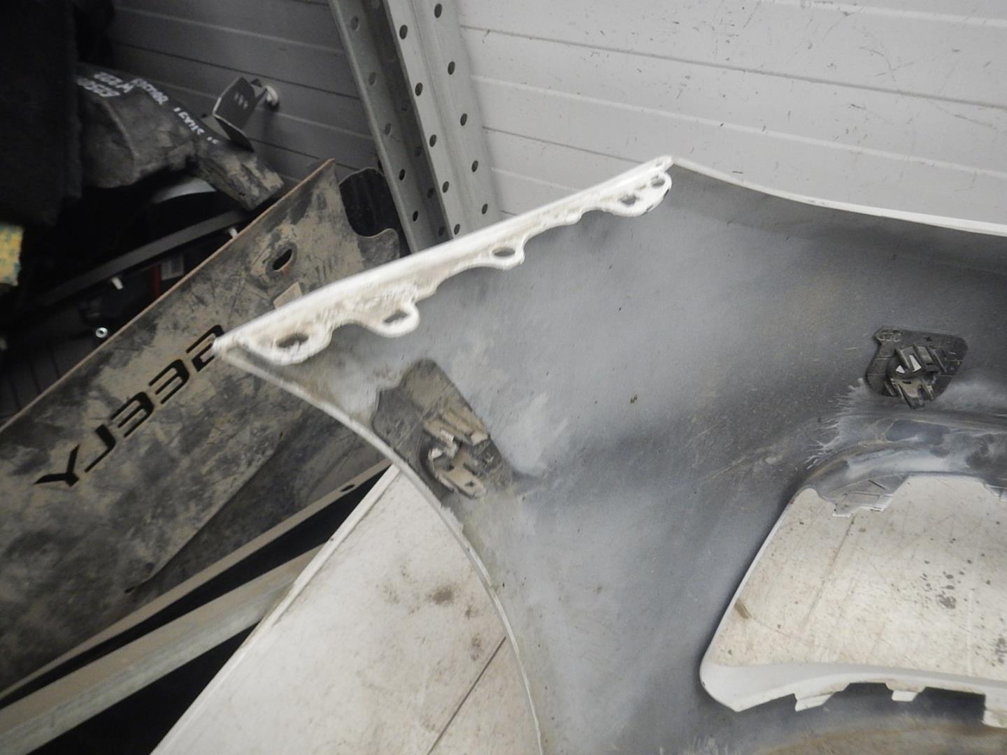 Бампер передний