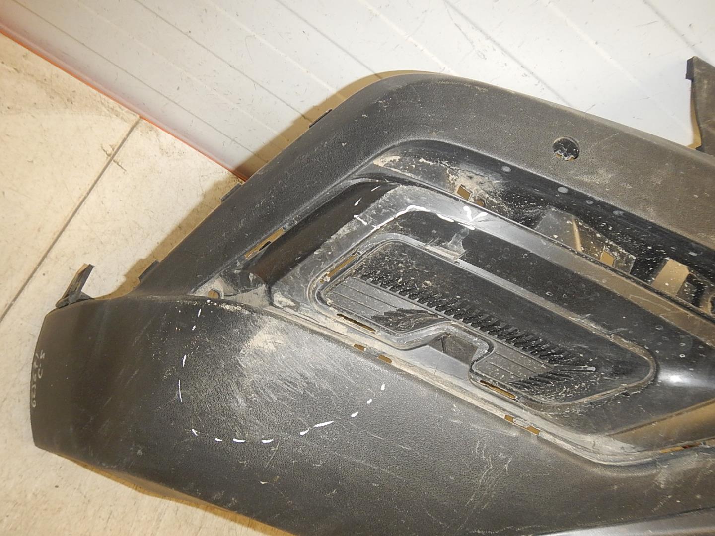 Бампер задний