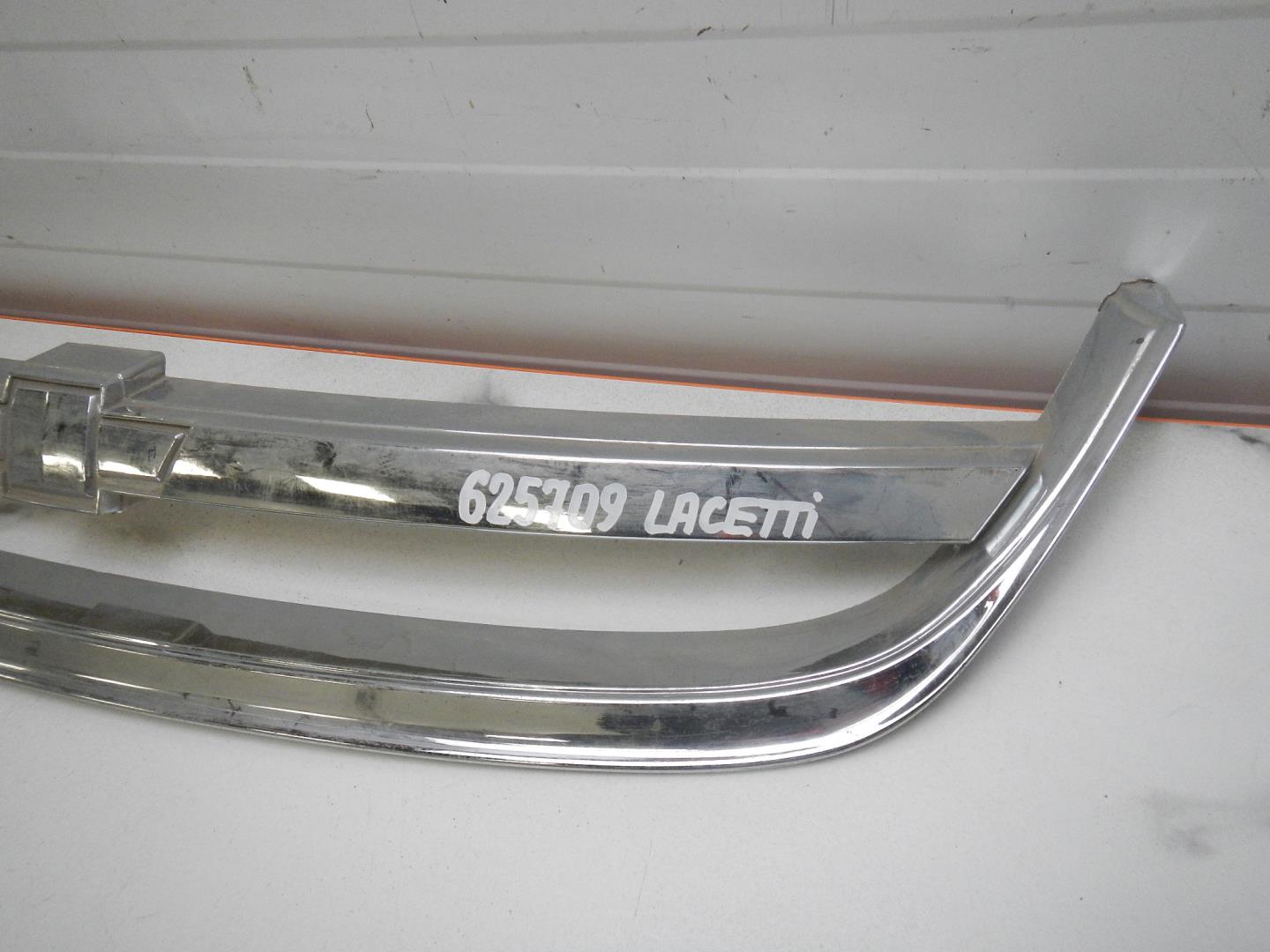 Накладка на решетку радиатора