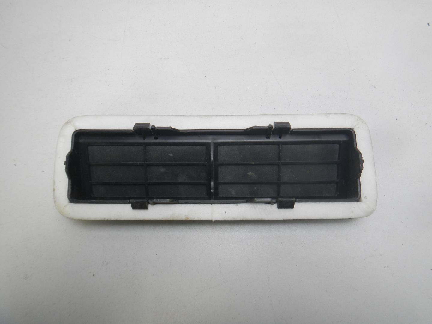 Решетка вентиляционная