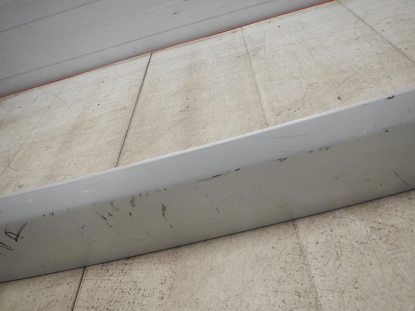 Накладка двери багажника