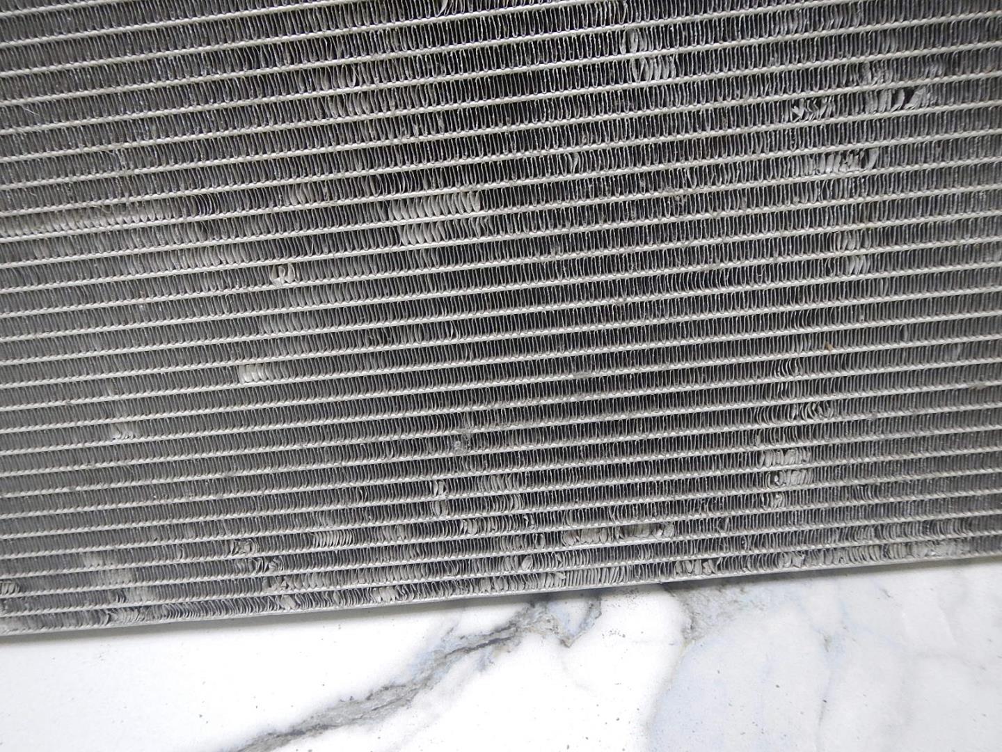 Радиатор кондиционера / конденсер