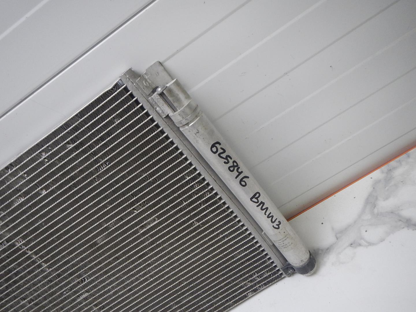 Радиатор кондиционера / конденсер