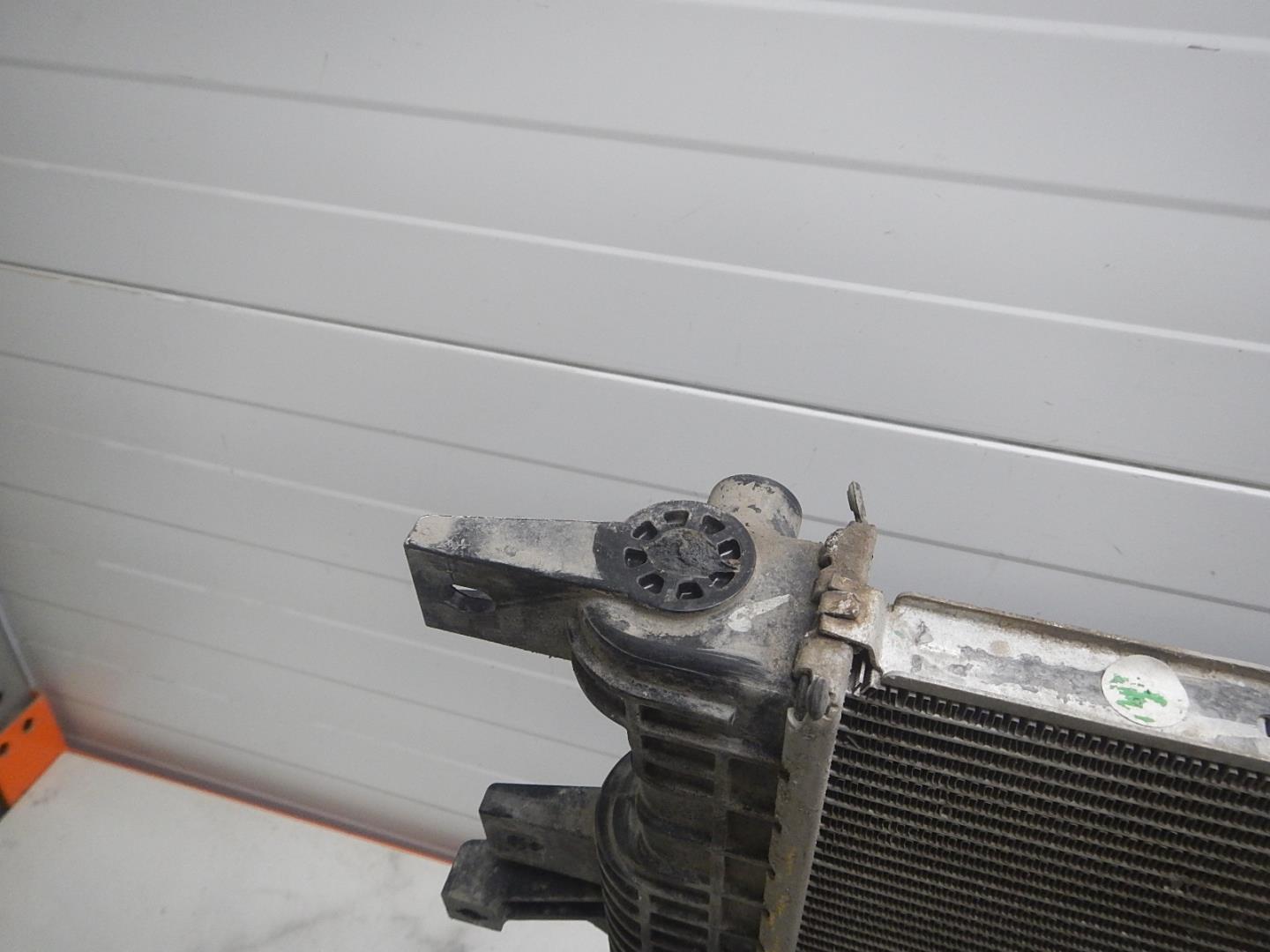 Радиатор охлаждения двигателя основной