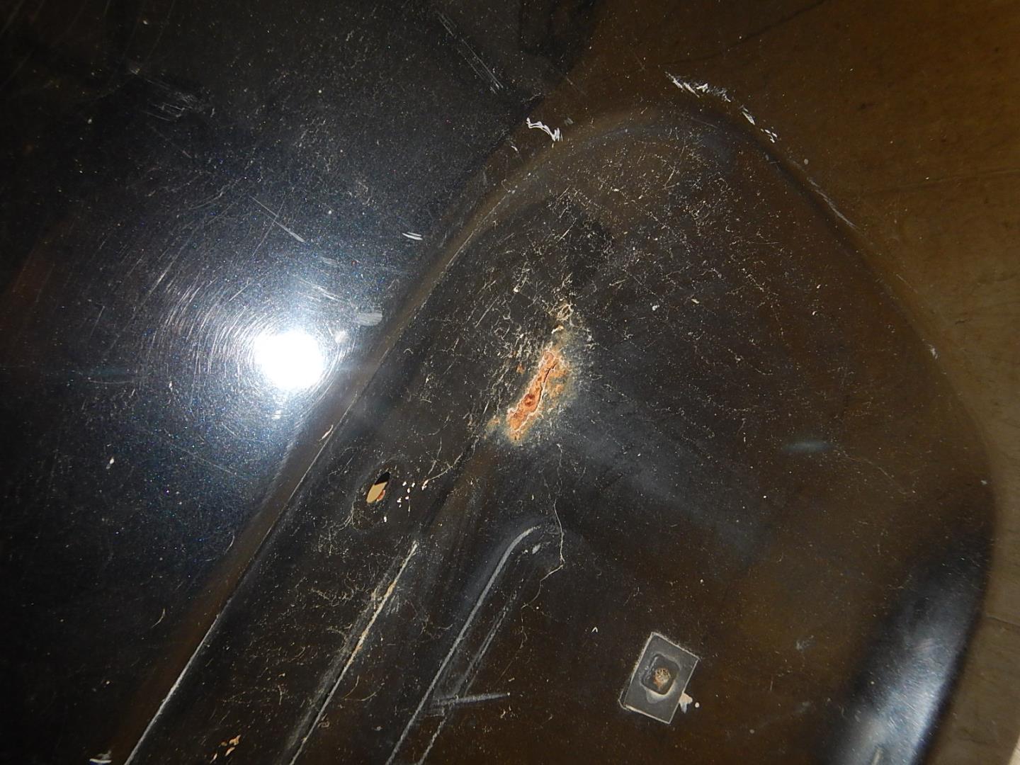 Дверь багажника