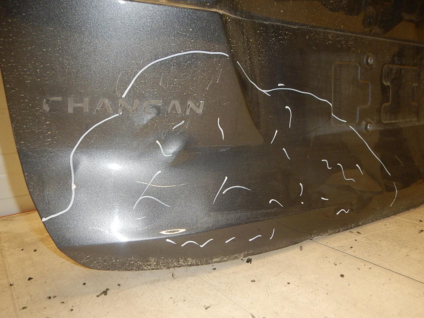 Дверь багажника