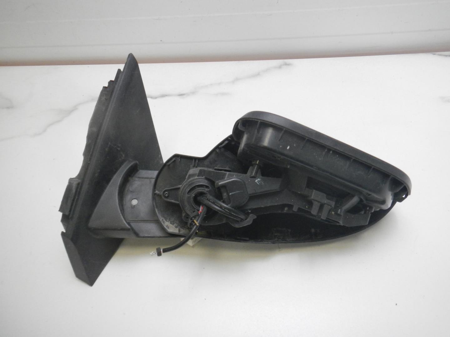 Зеркало левое электрическое