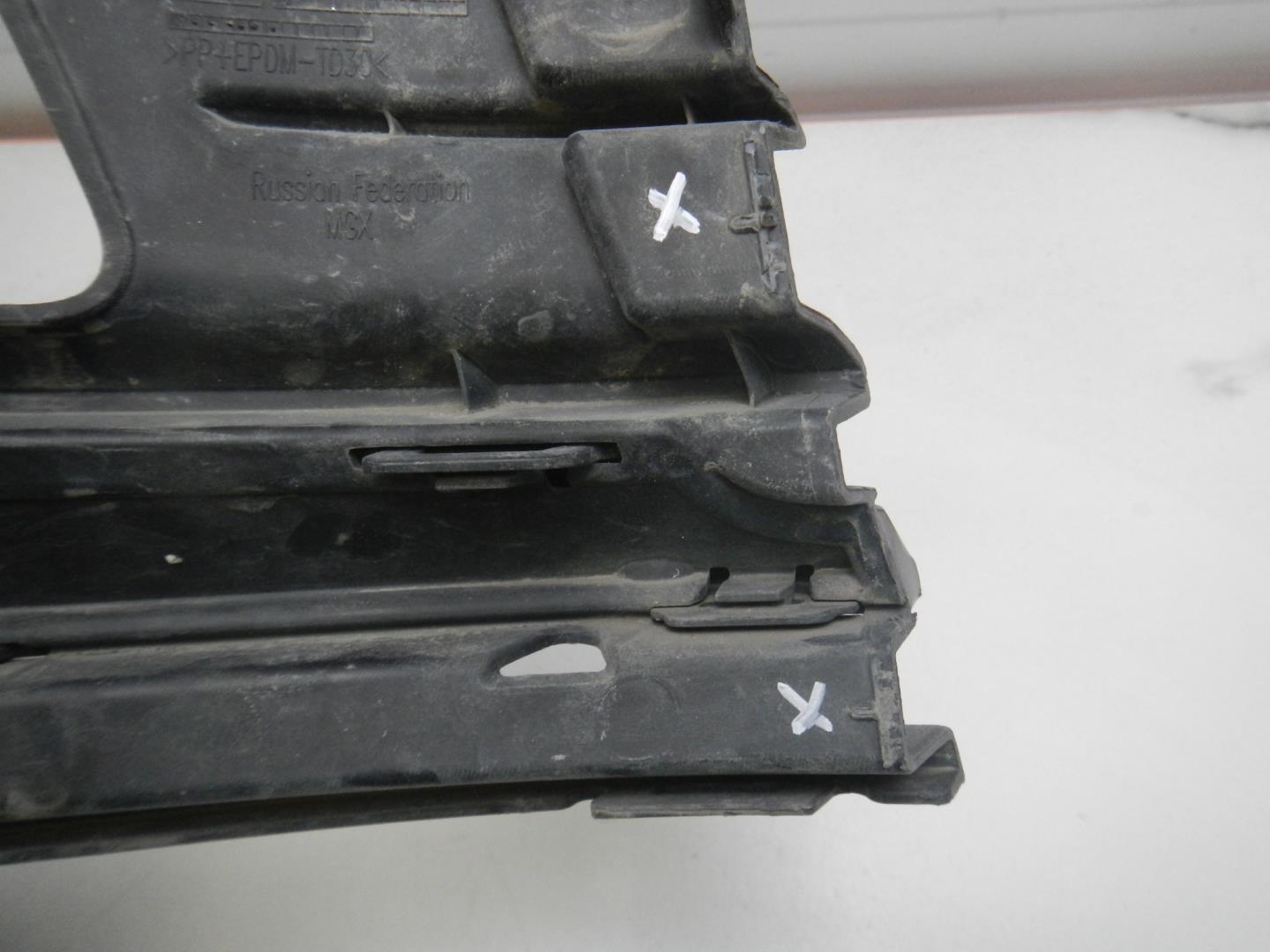 Решетка в бампер левая