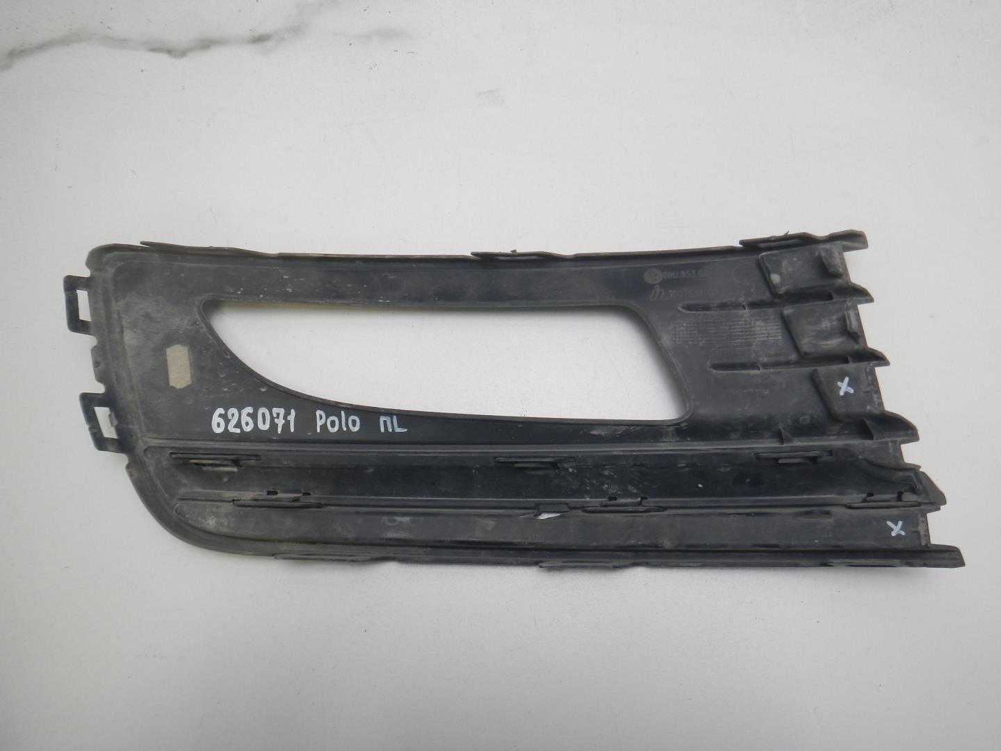 Решетка в бампер левая