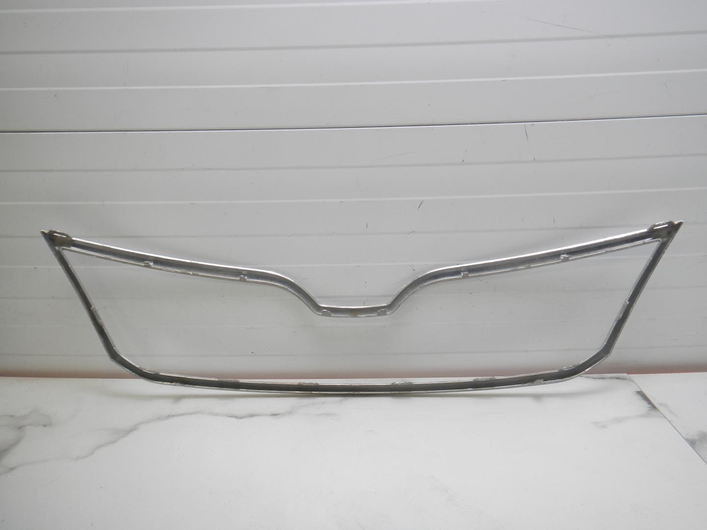 Накладка на решетку радиатора