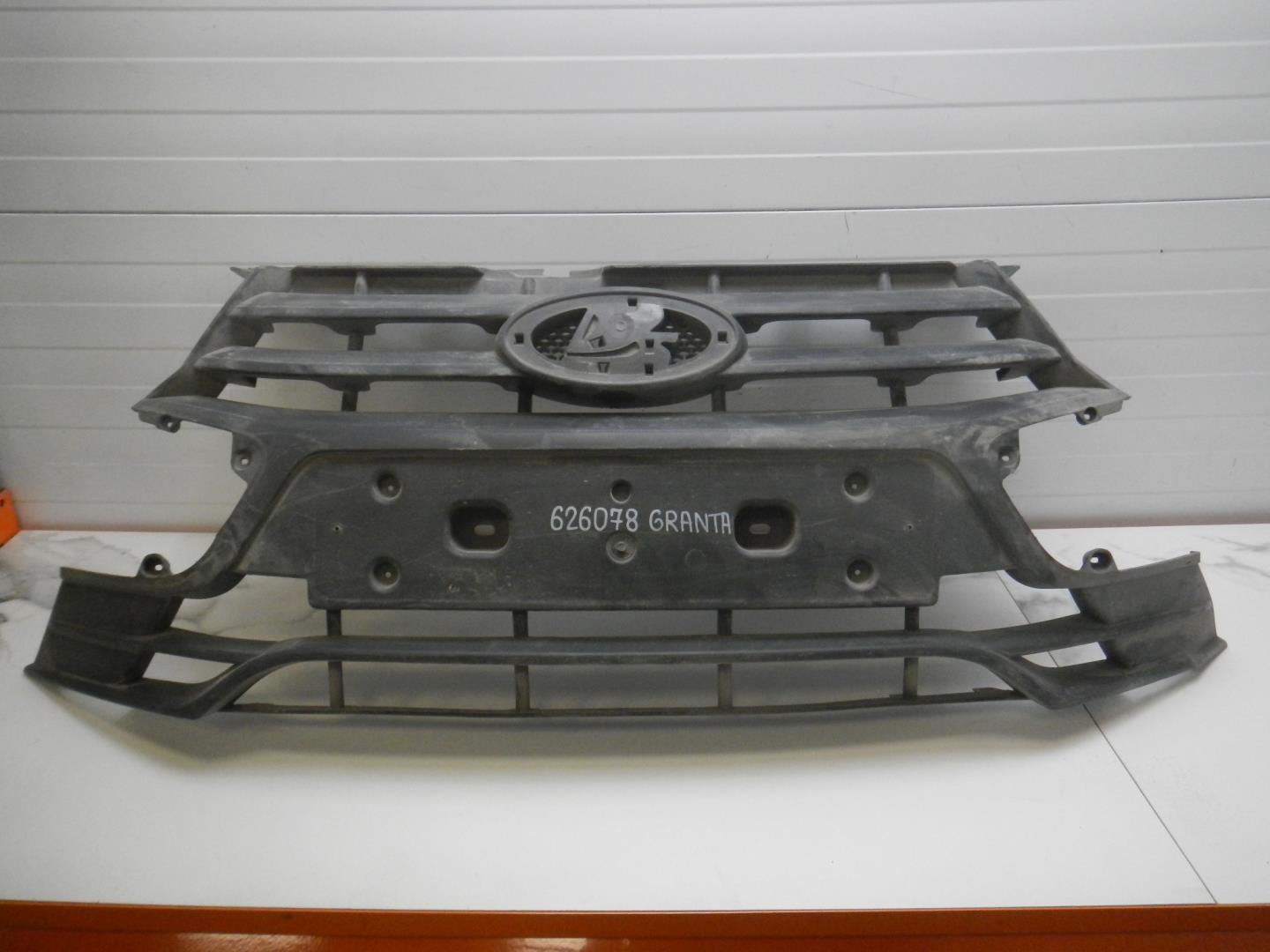 Решетка радиатора