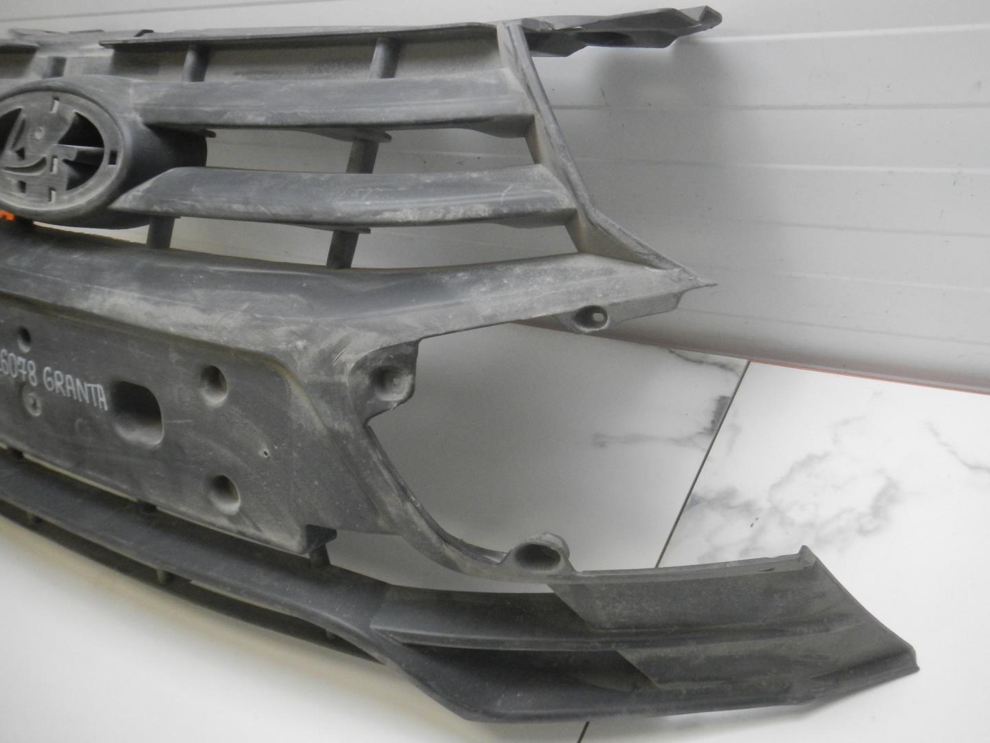 Решетка радиатора