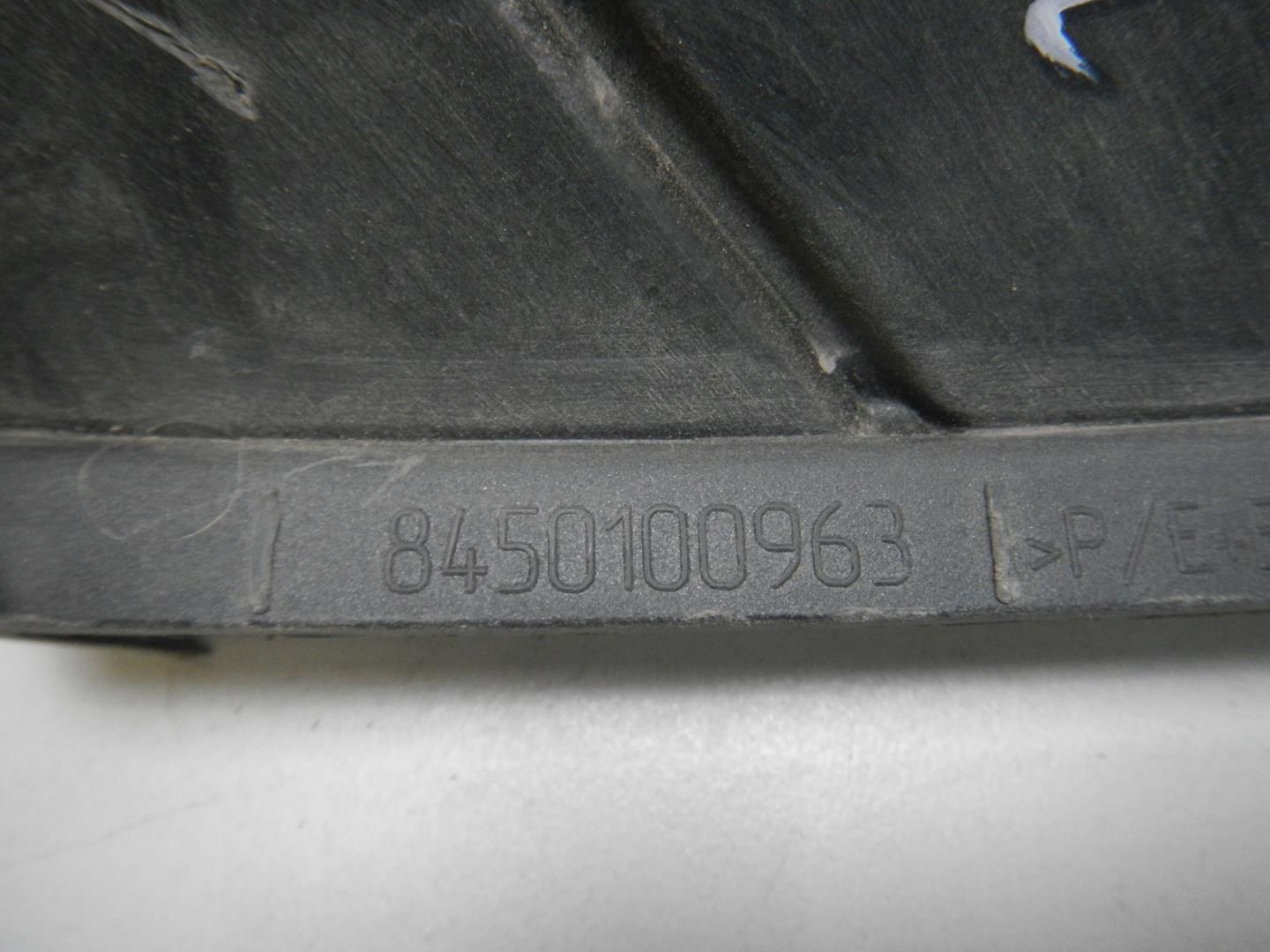 Решетка в бампер левая