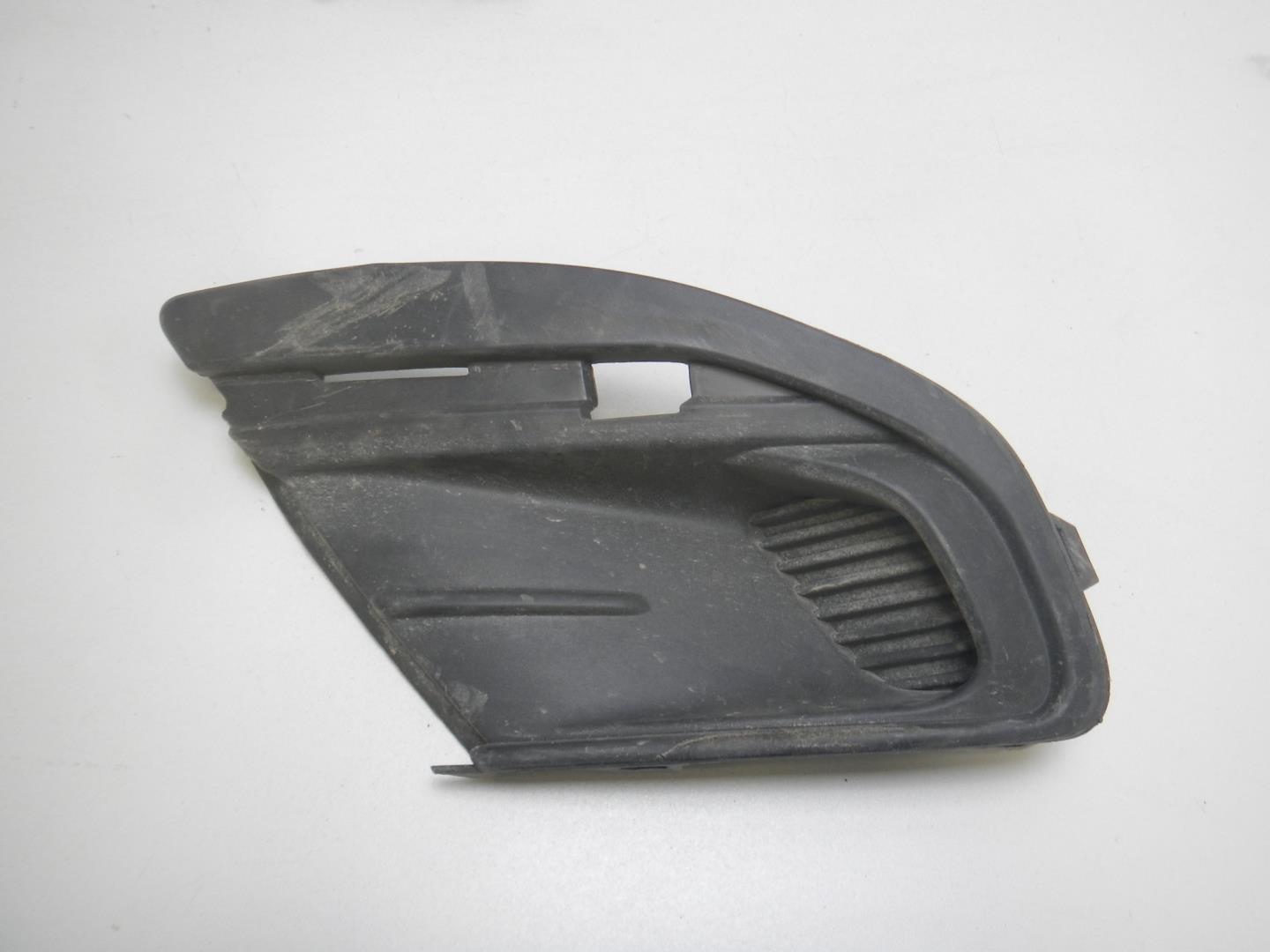 Решетка в бампер левая