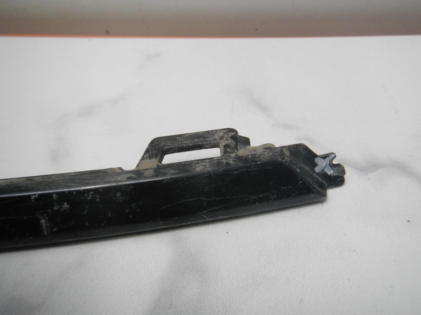 Молдинг заднего бампера