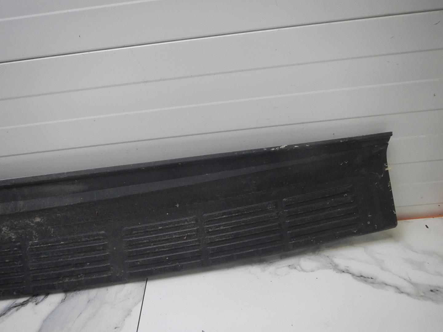 Накладка заднего бампера