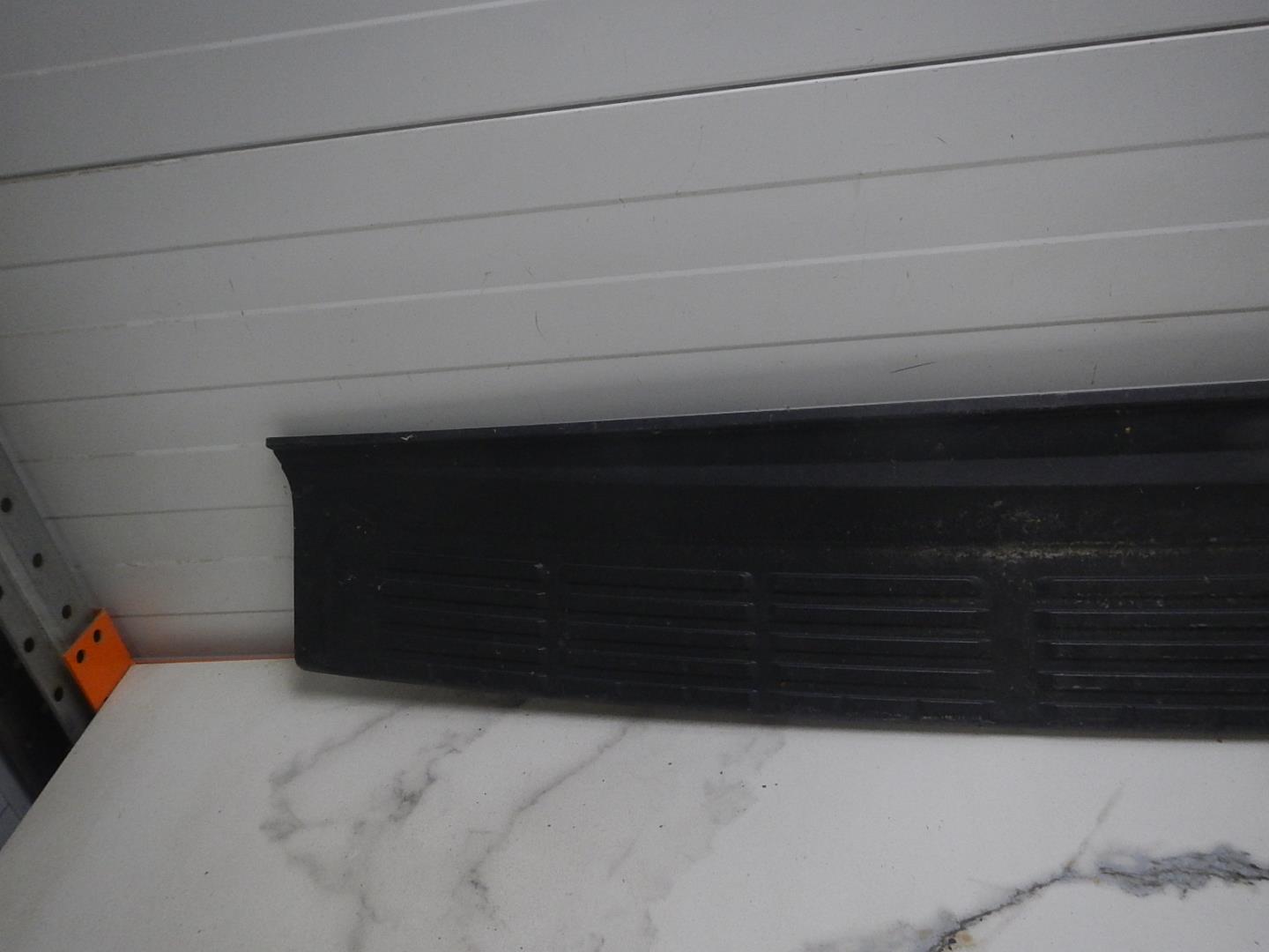 Накладка заднего бампера