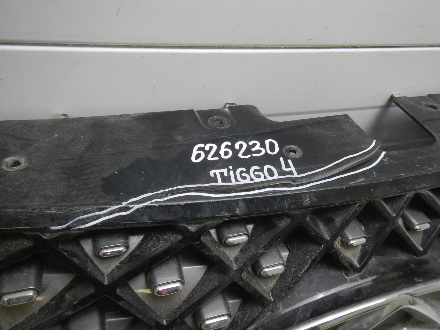 Решетка радиатора