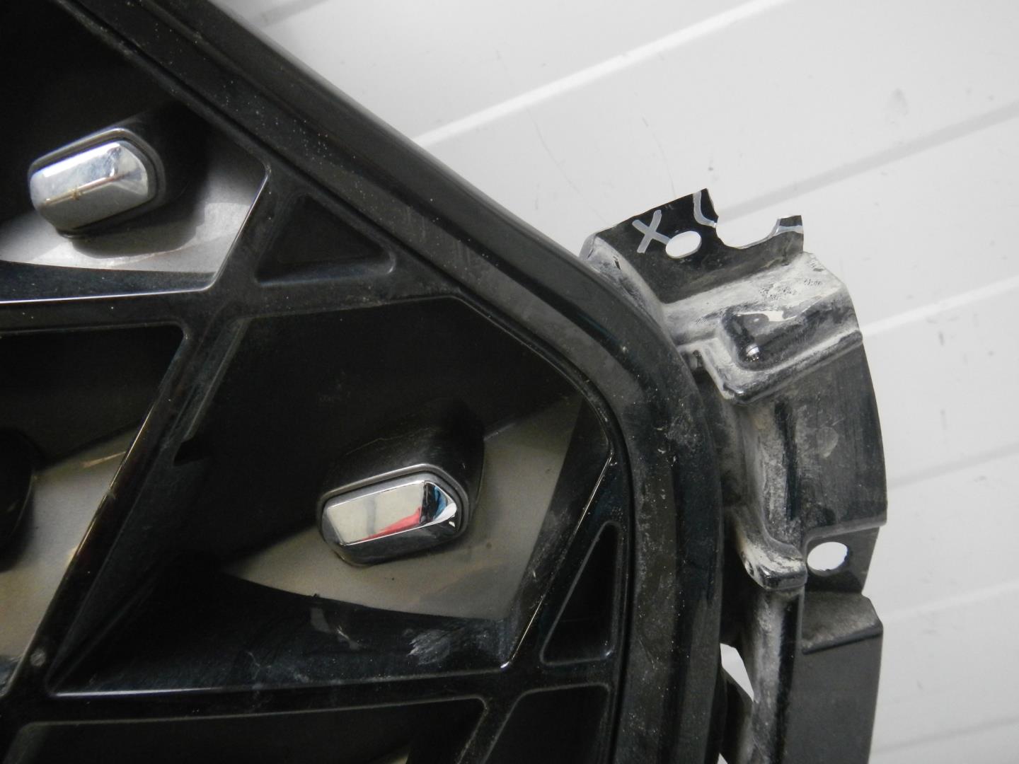 Решетка радиатора