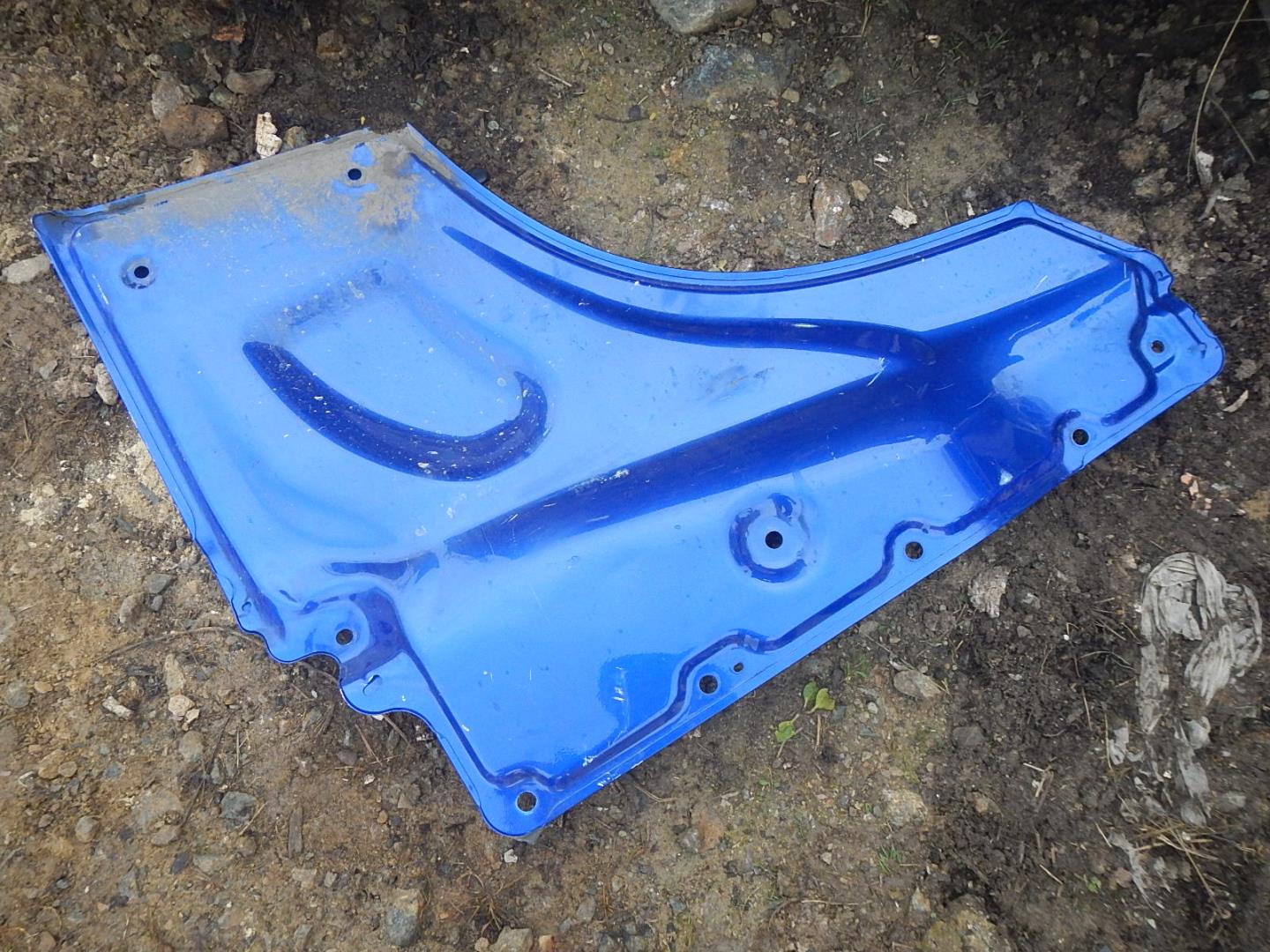 Накладка двери передней левой