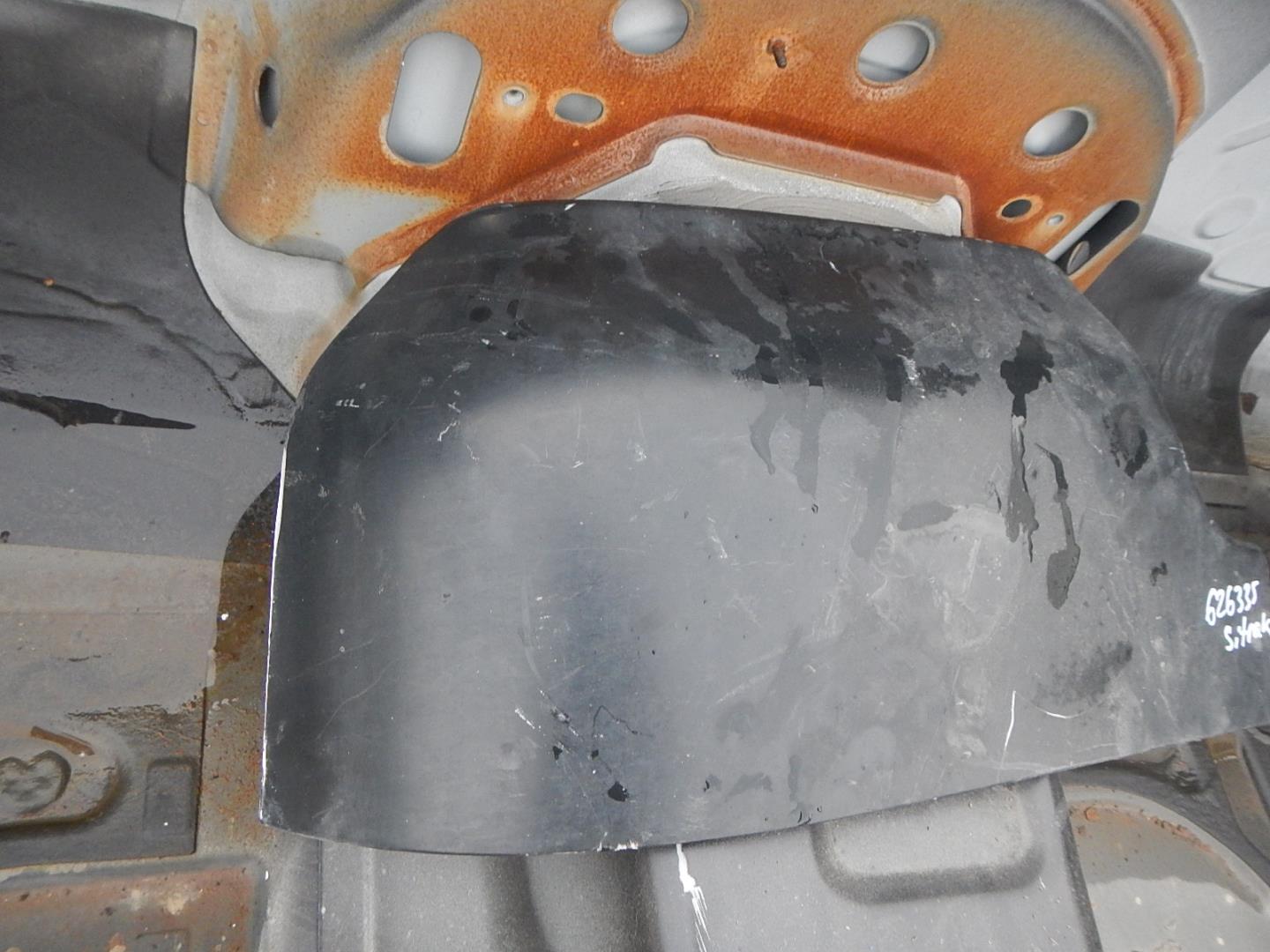 Накладка переднего бампера правая