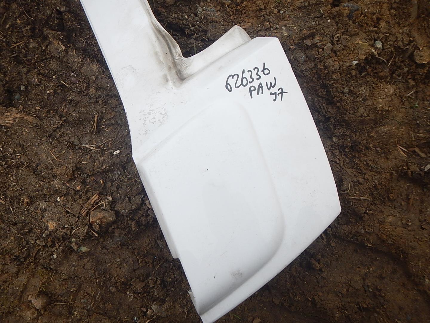 Накладка (кузов наружные)