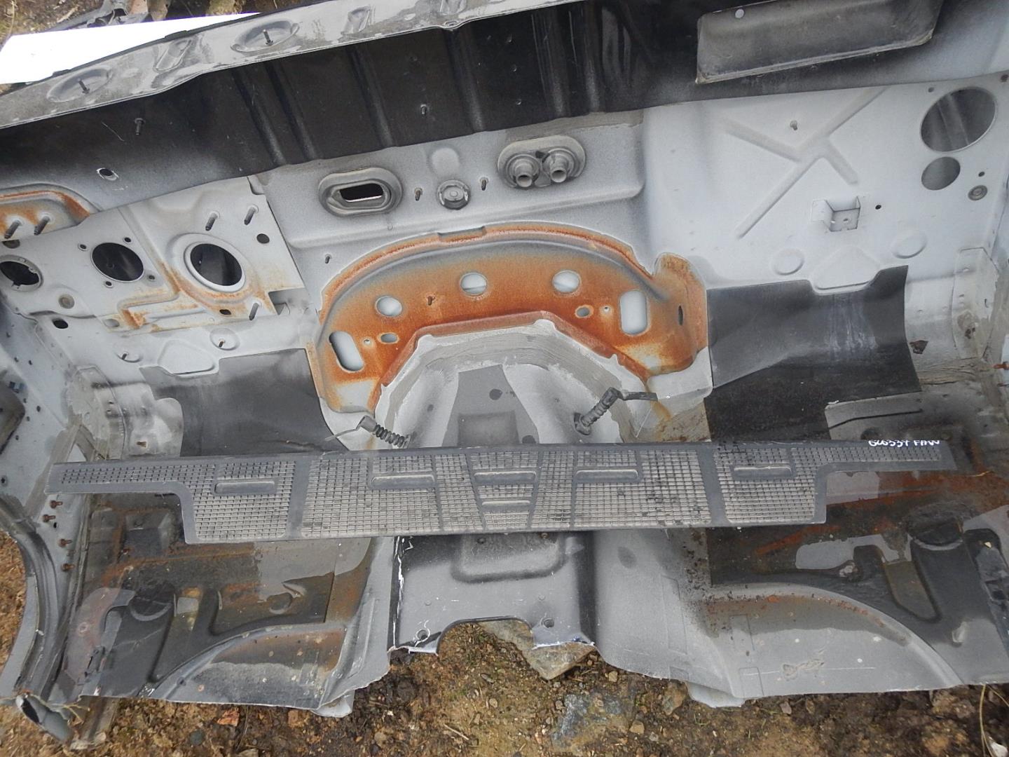 Накладка переднего бампера