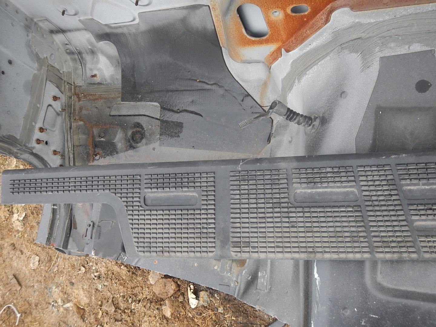 Накладка переднего бампера