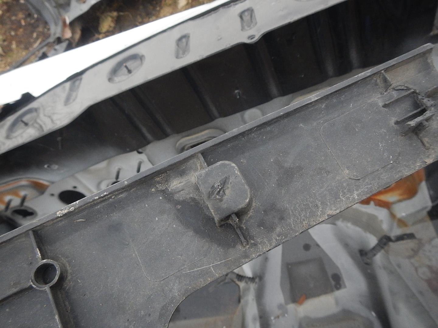 Накладка переднего бампера