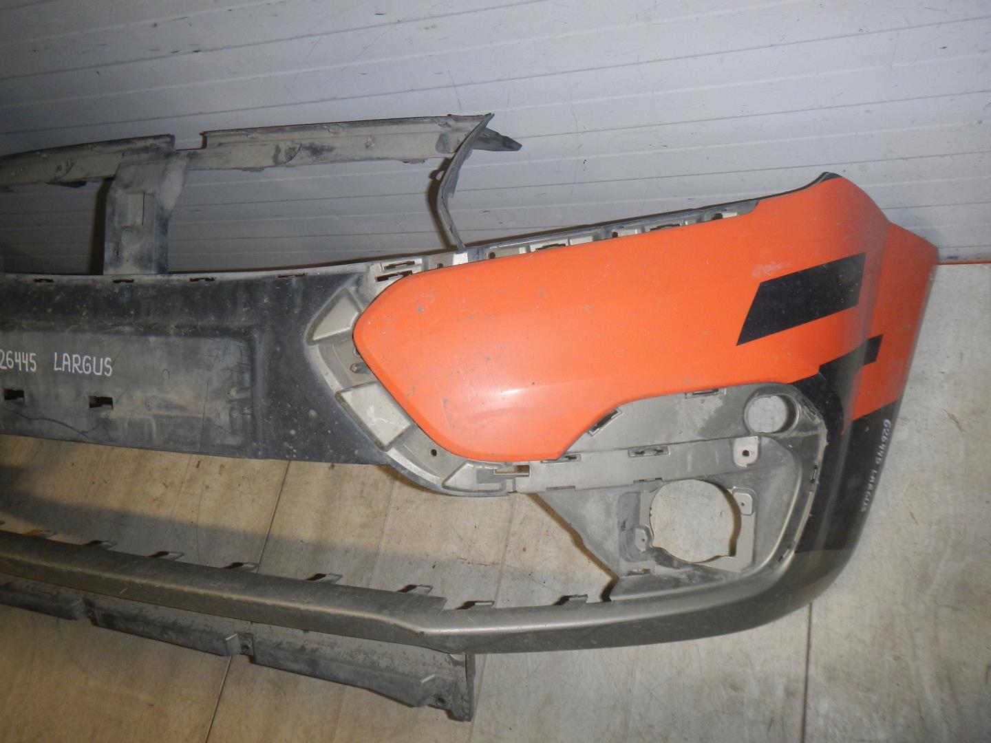 Бампер передний