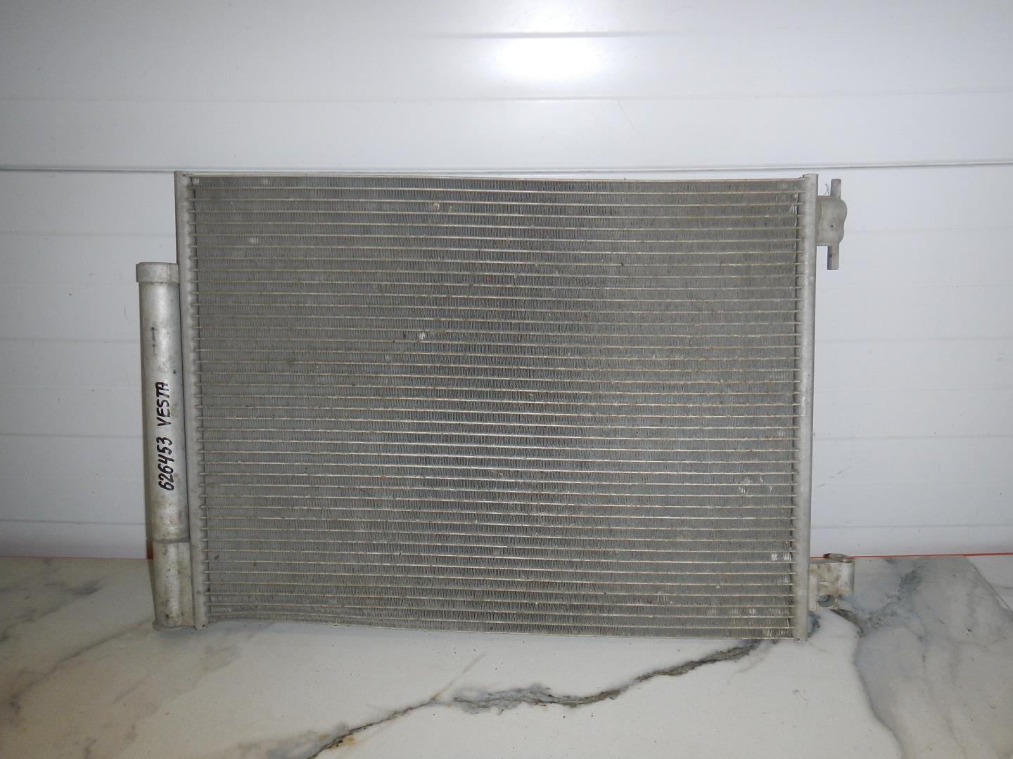 Радиатор кондиционера / конденсер