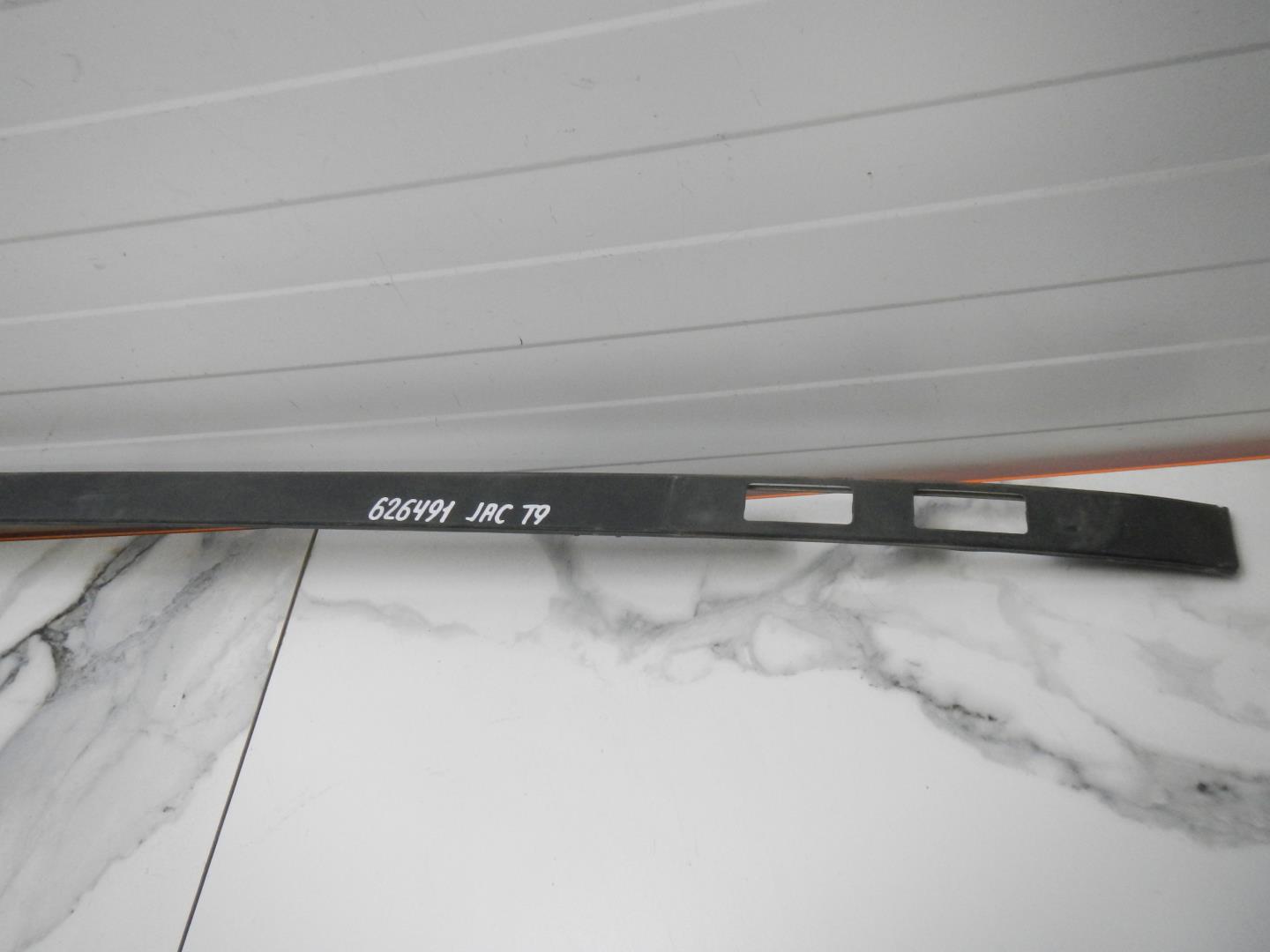 Молдинг крыши правый