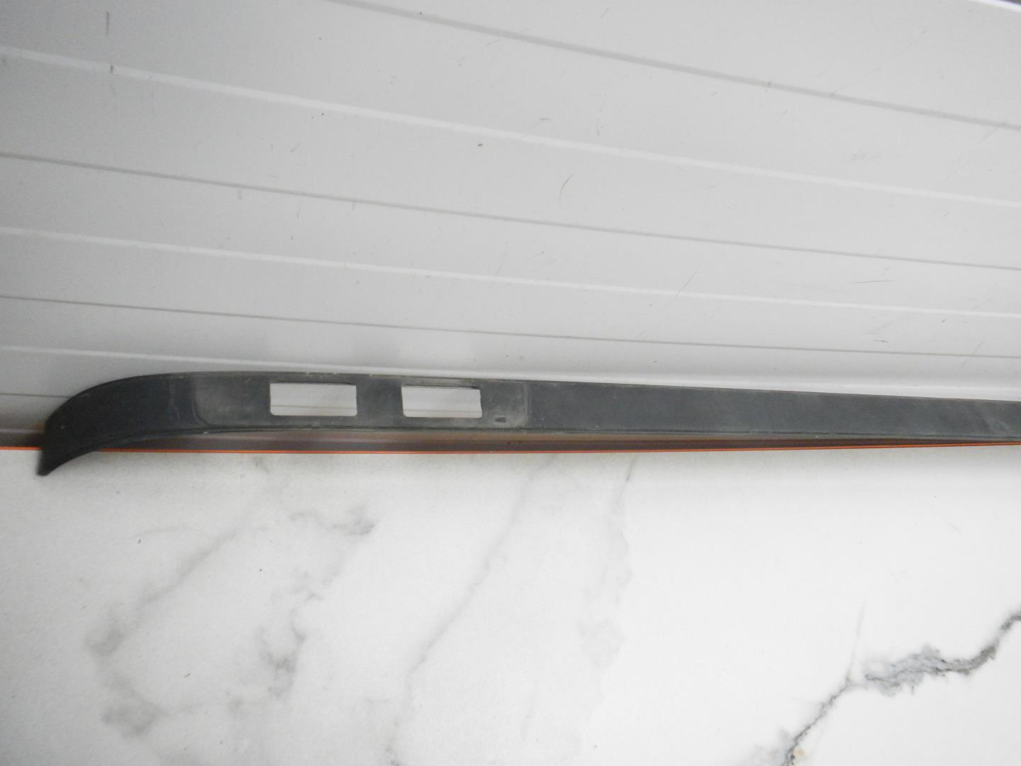 Молдинг крыши правый