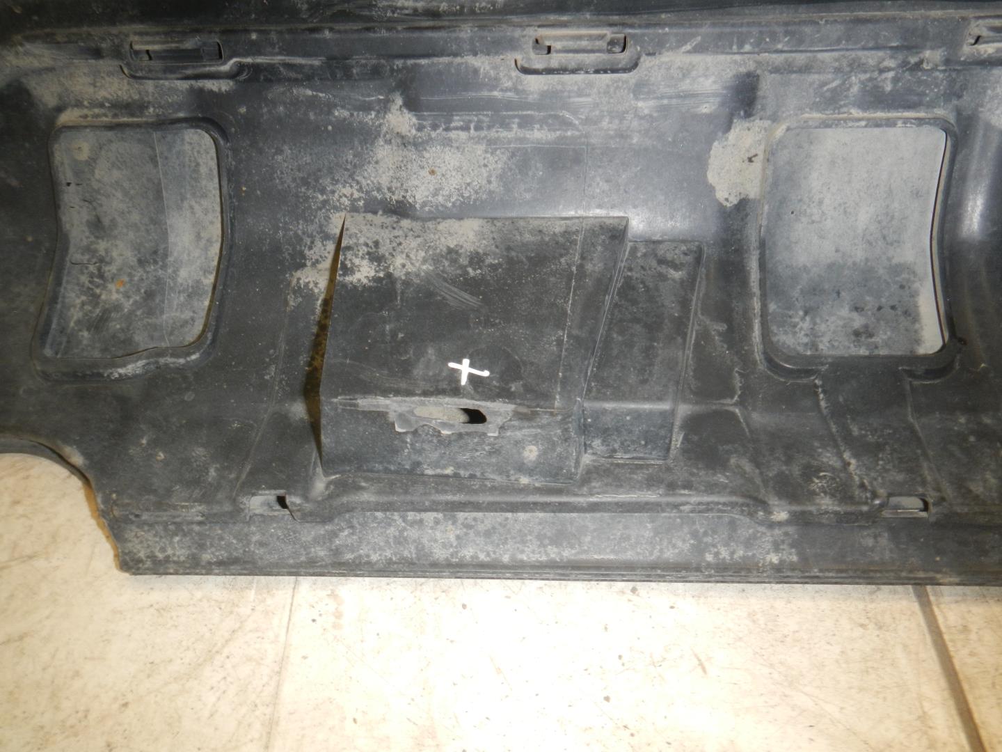 Бампер задний