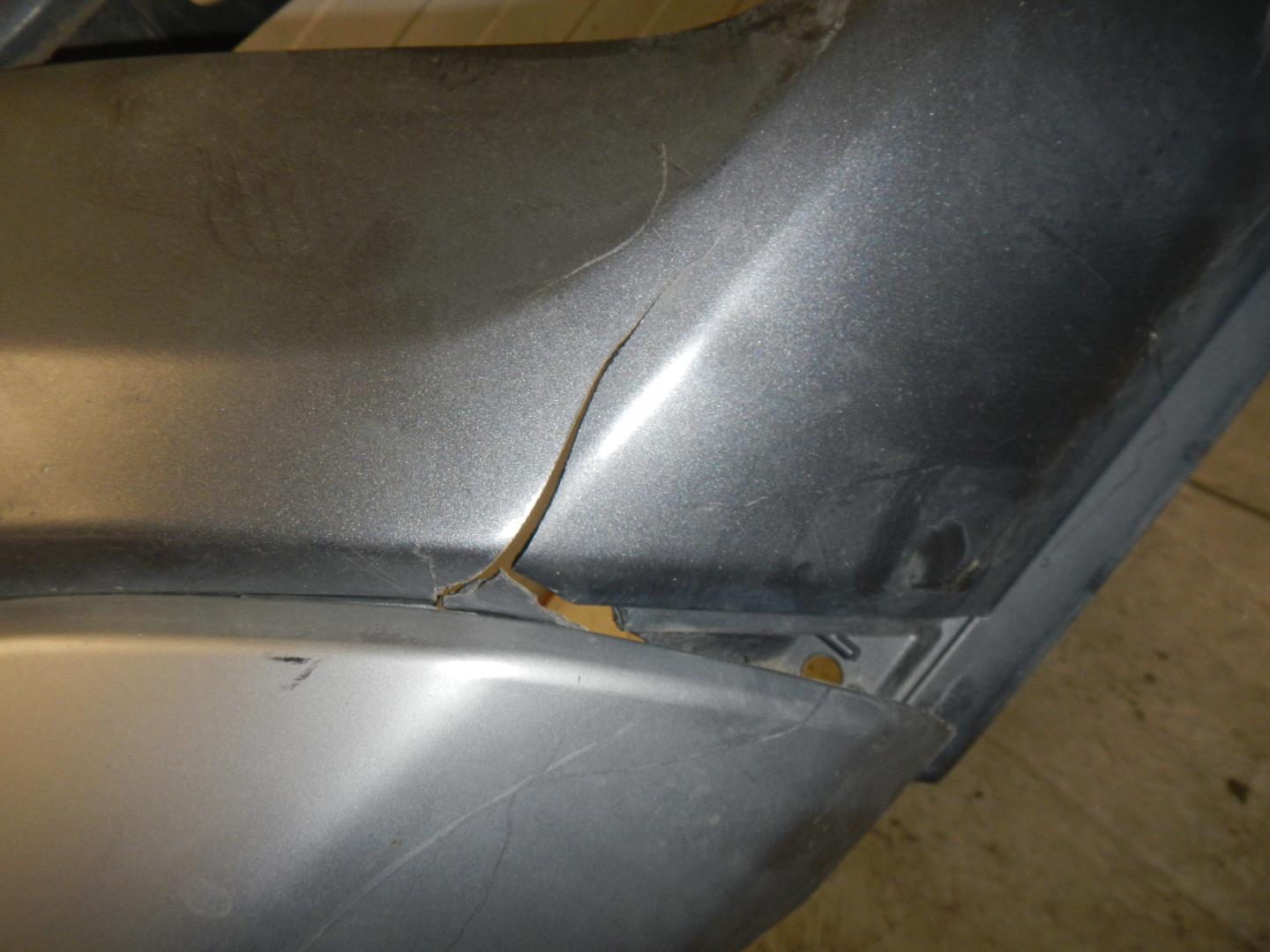 Бампер задний