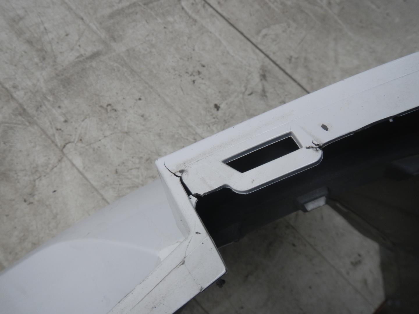 Бампер задний