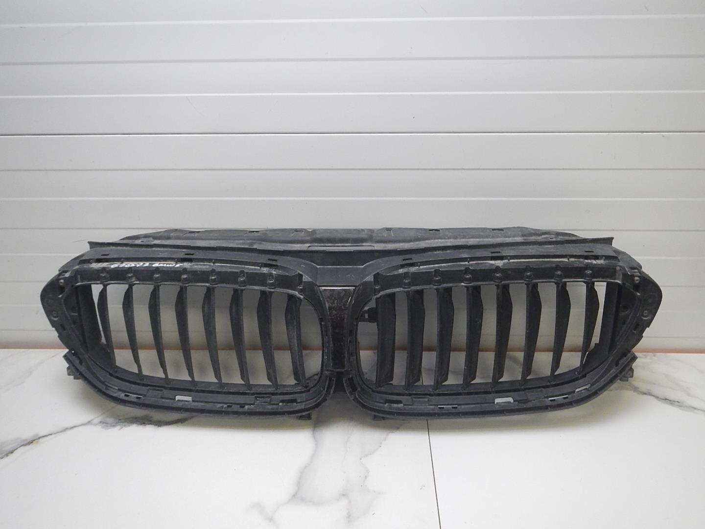 Решетка радиатора