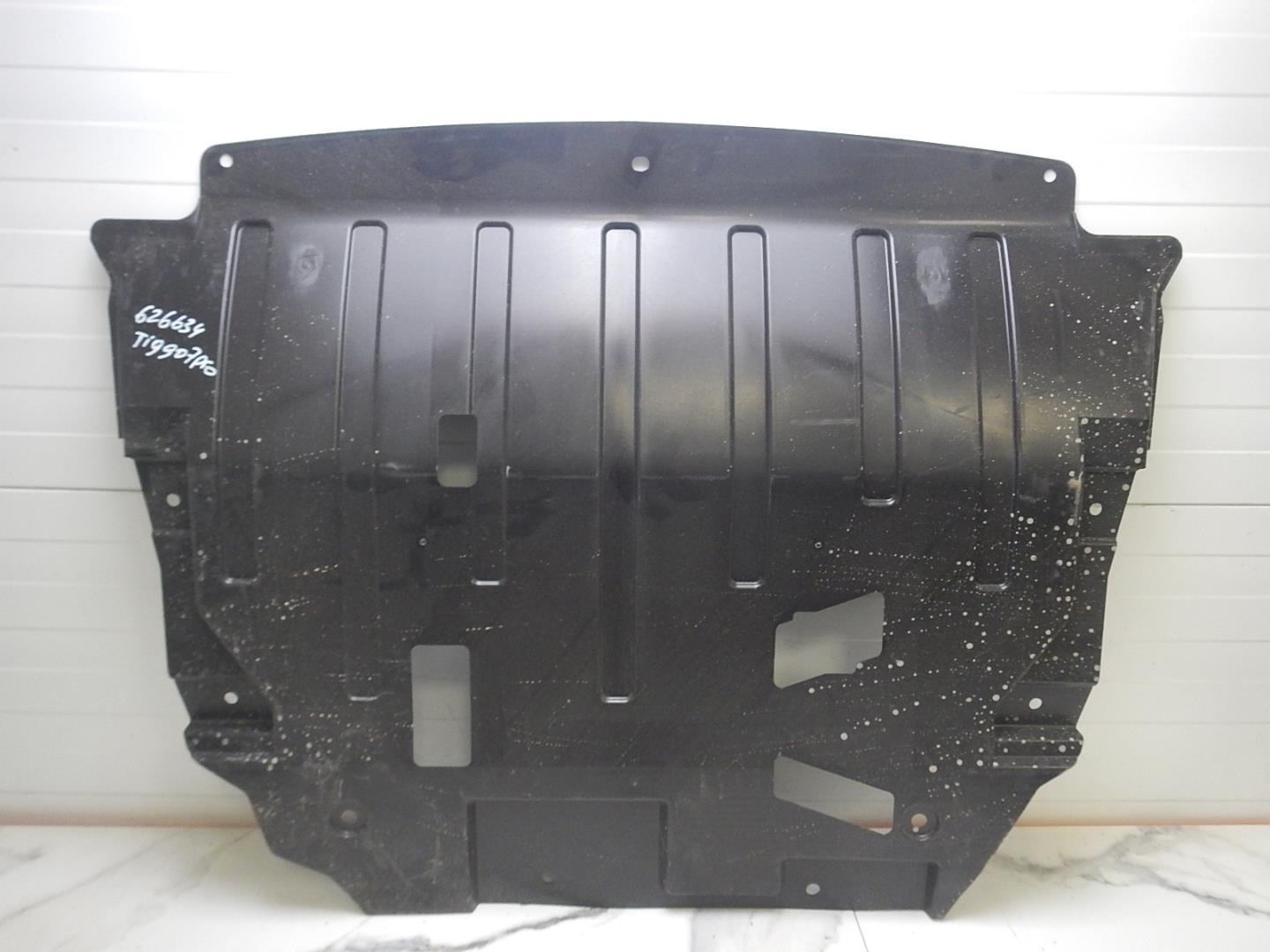 Пыльник двигателя