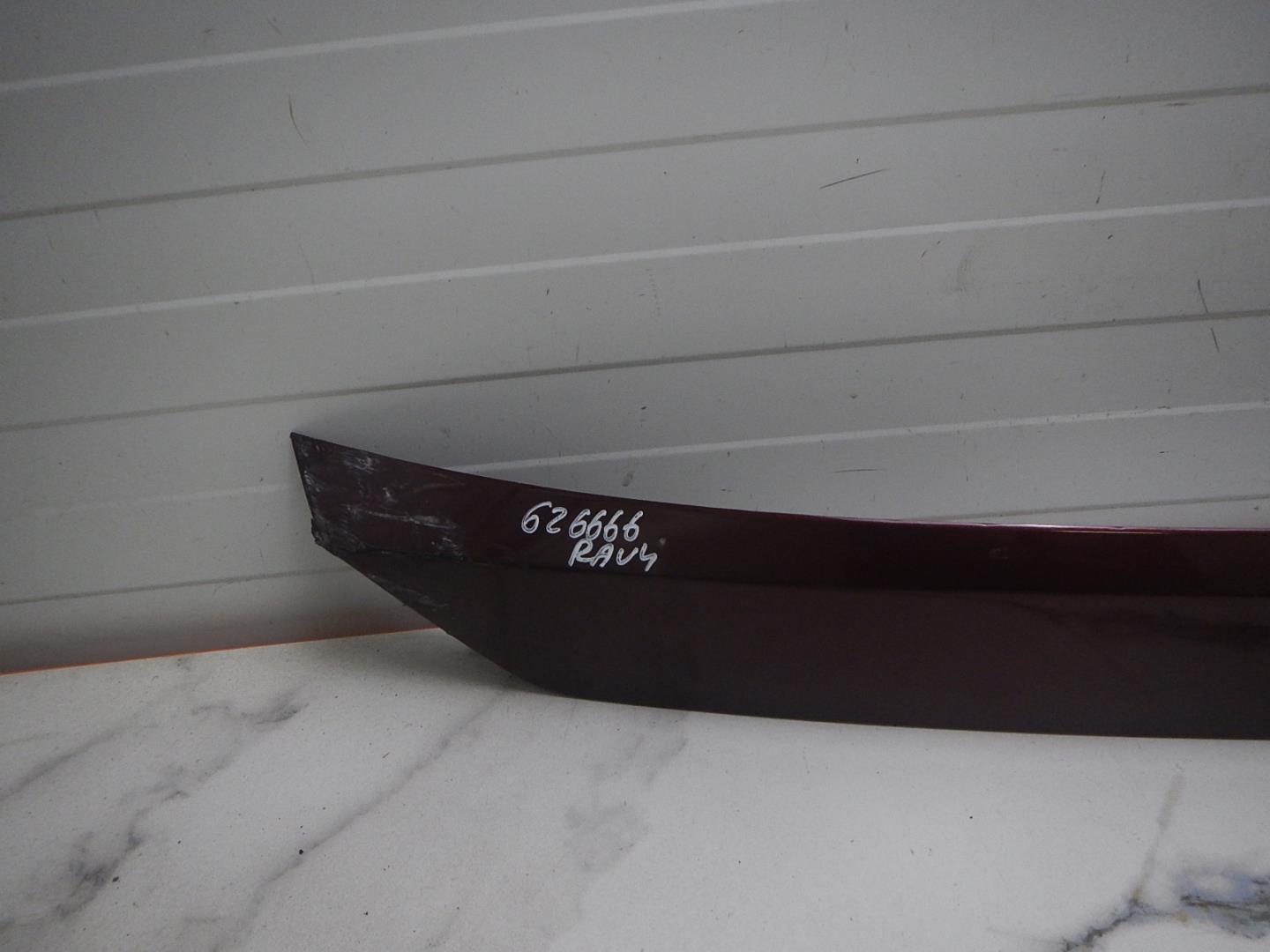 Накладка двери багажника