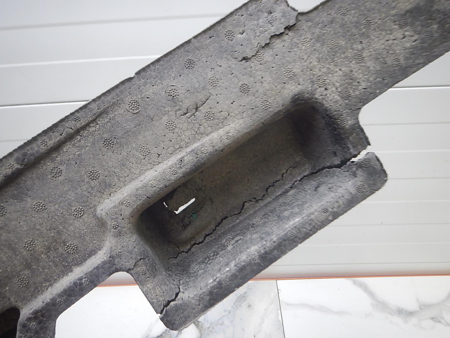 Наполнитель переднего бампера