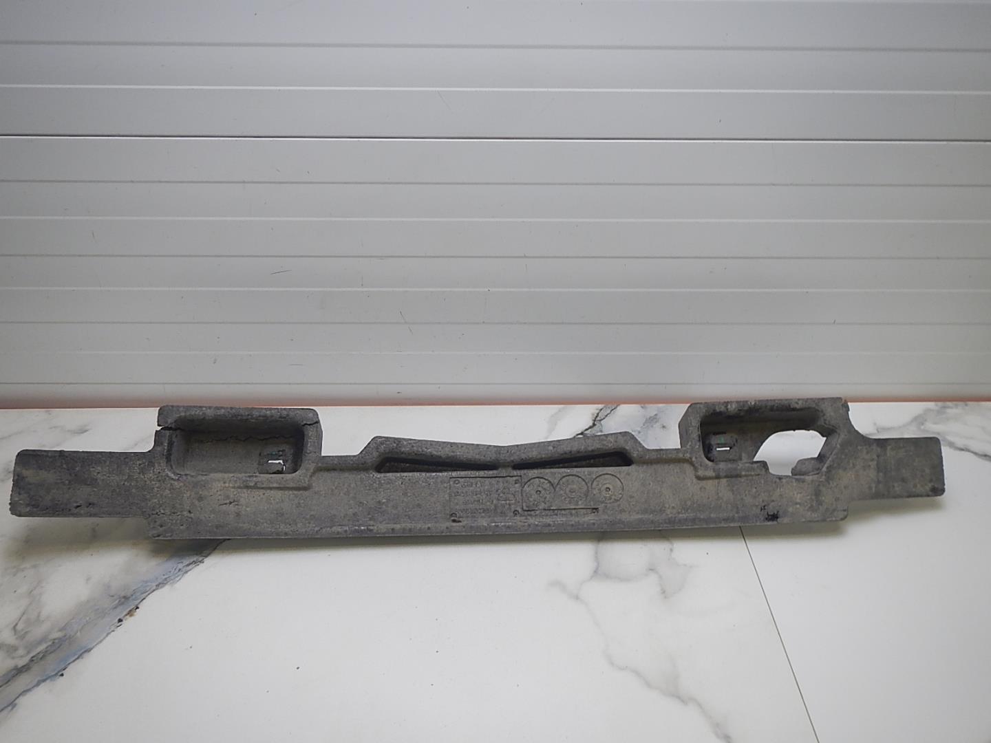 Наполнитель переднего бампера