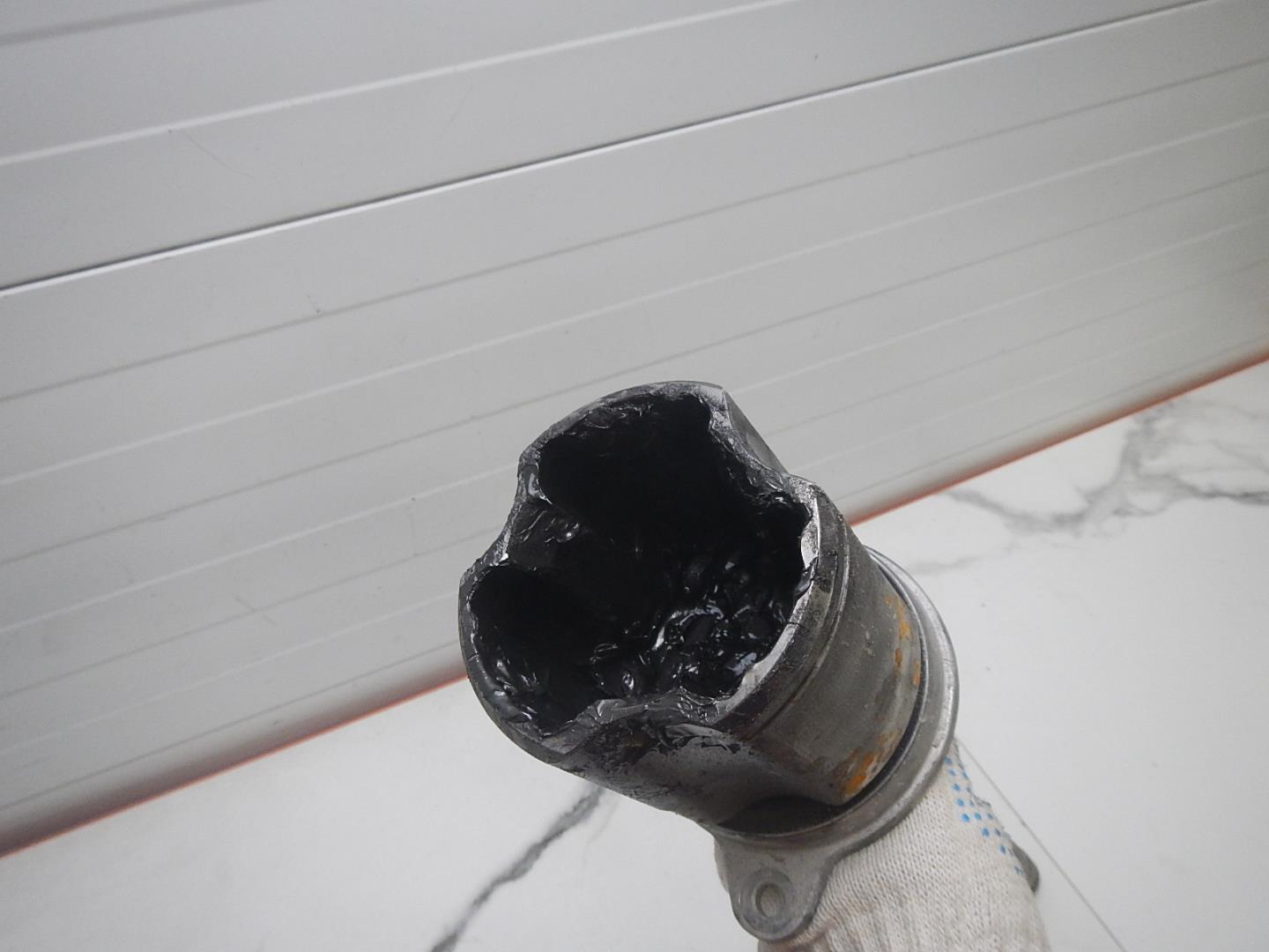 Полуось передняя правая