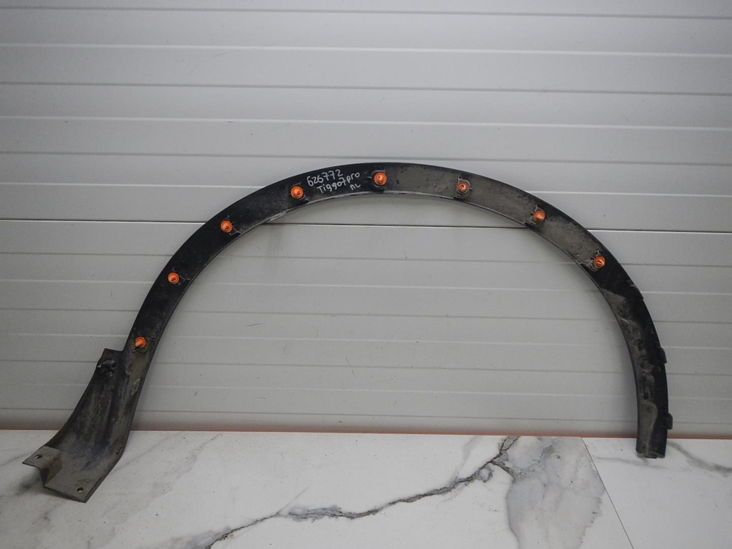 Накладка на крыло