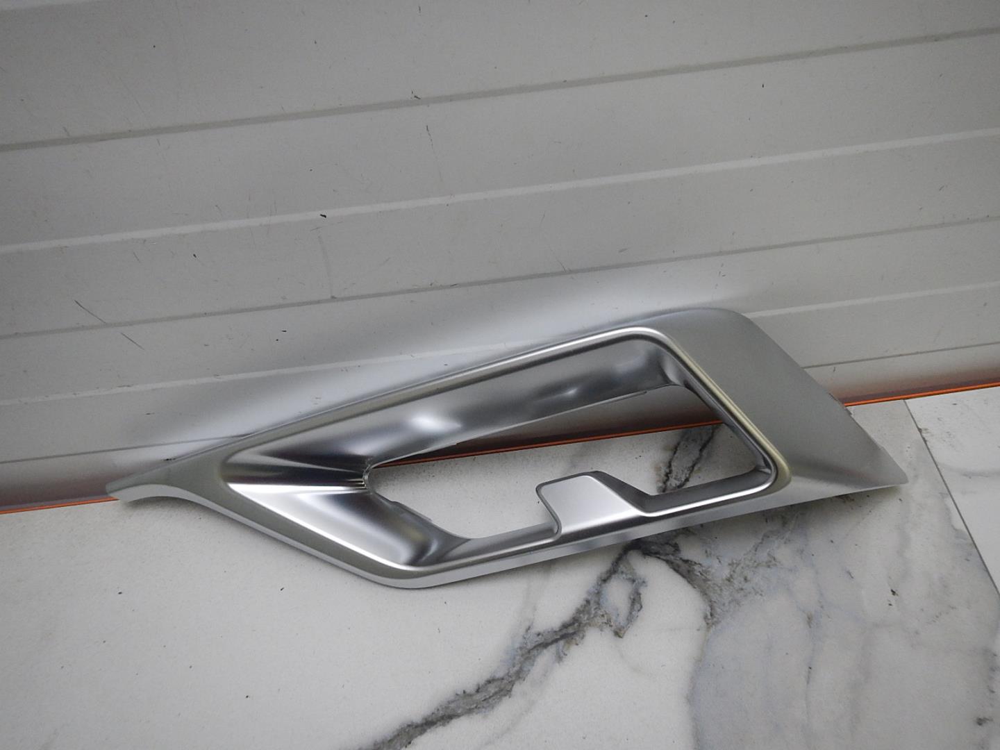 Накладка заднего бампера правая