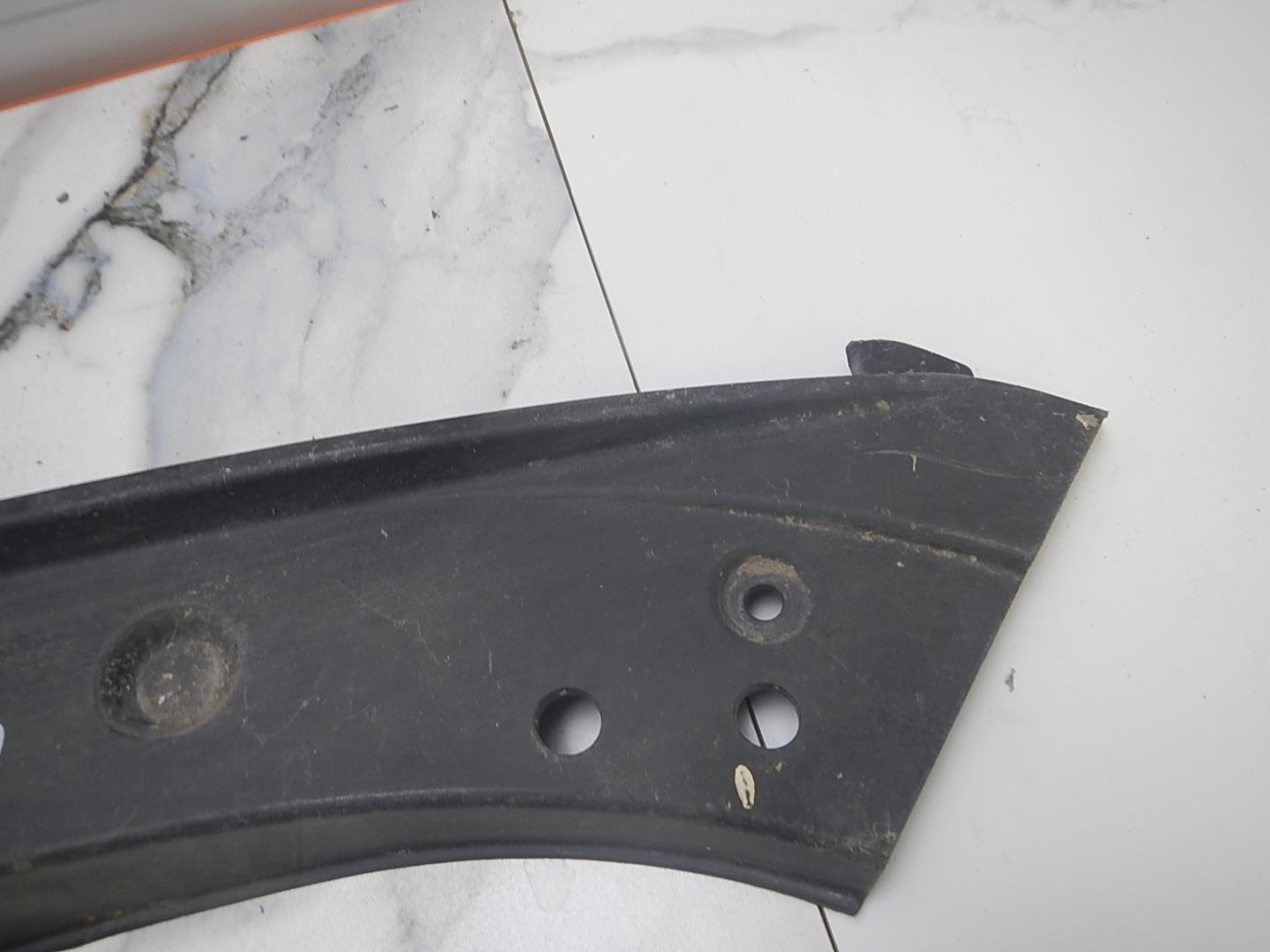 Накладка на крыло