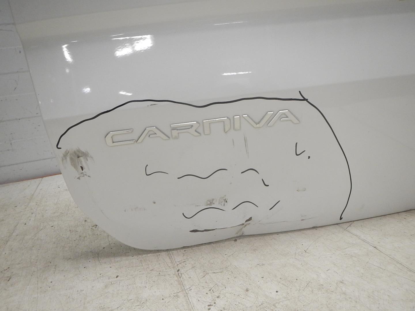 Дверь багажника