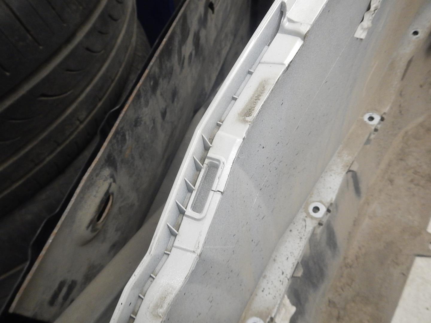 Бампер задний