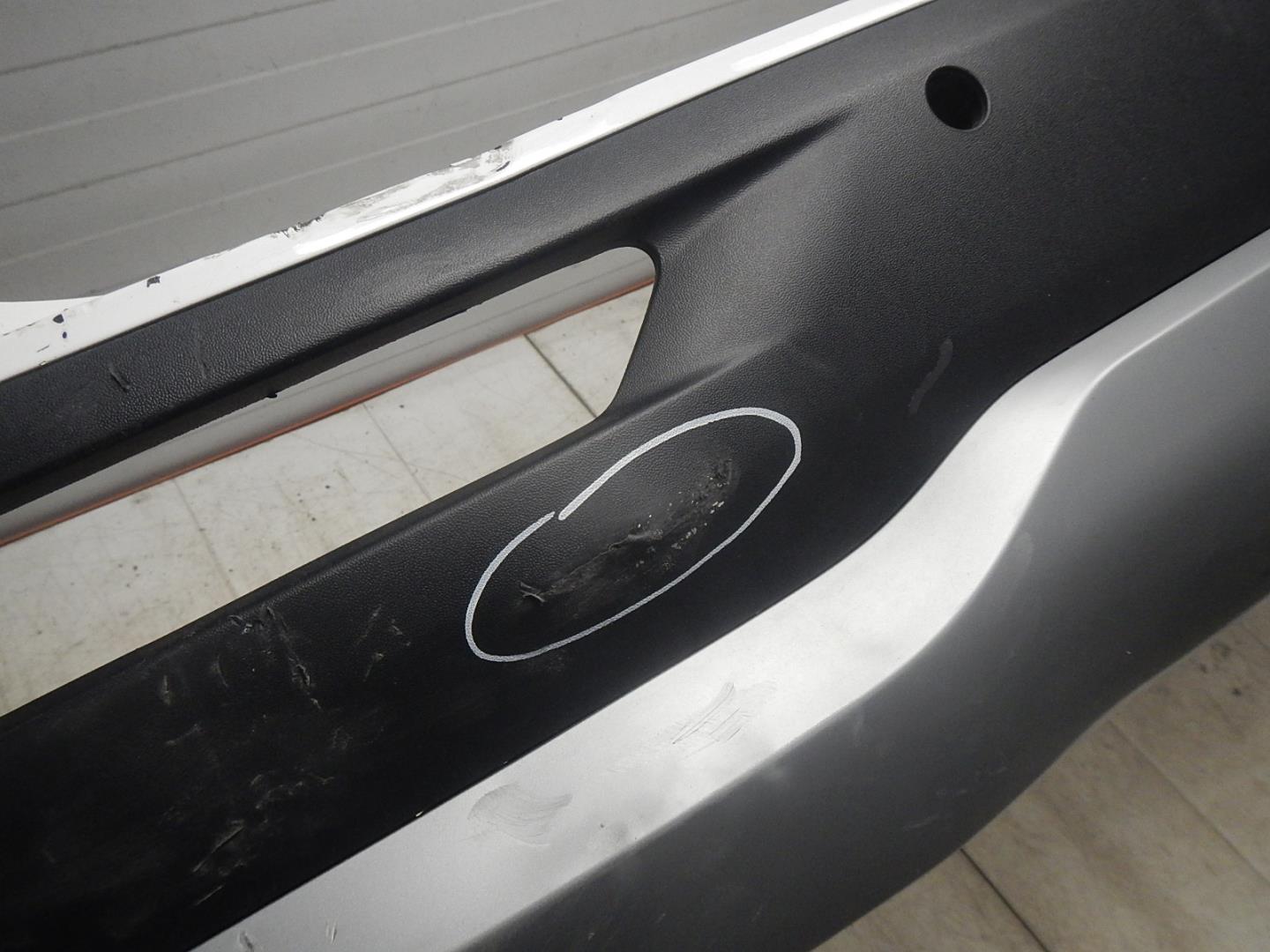 Бампер задний