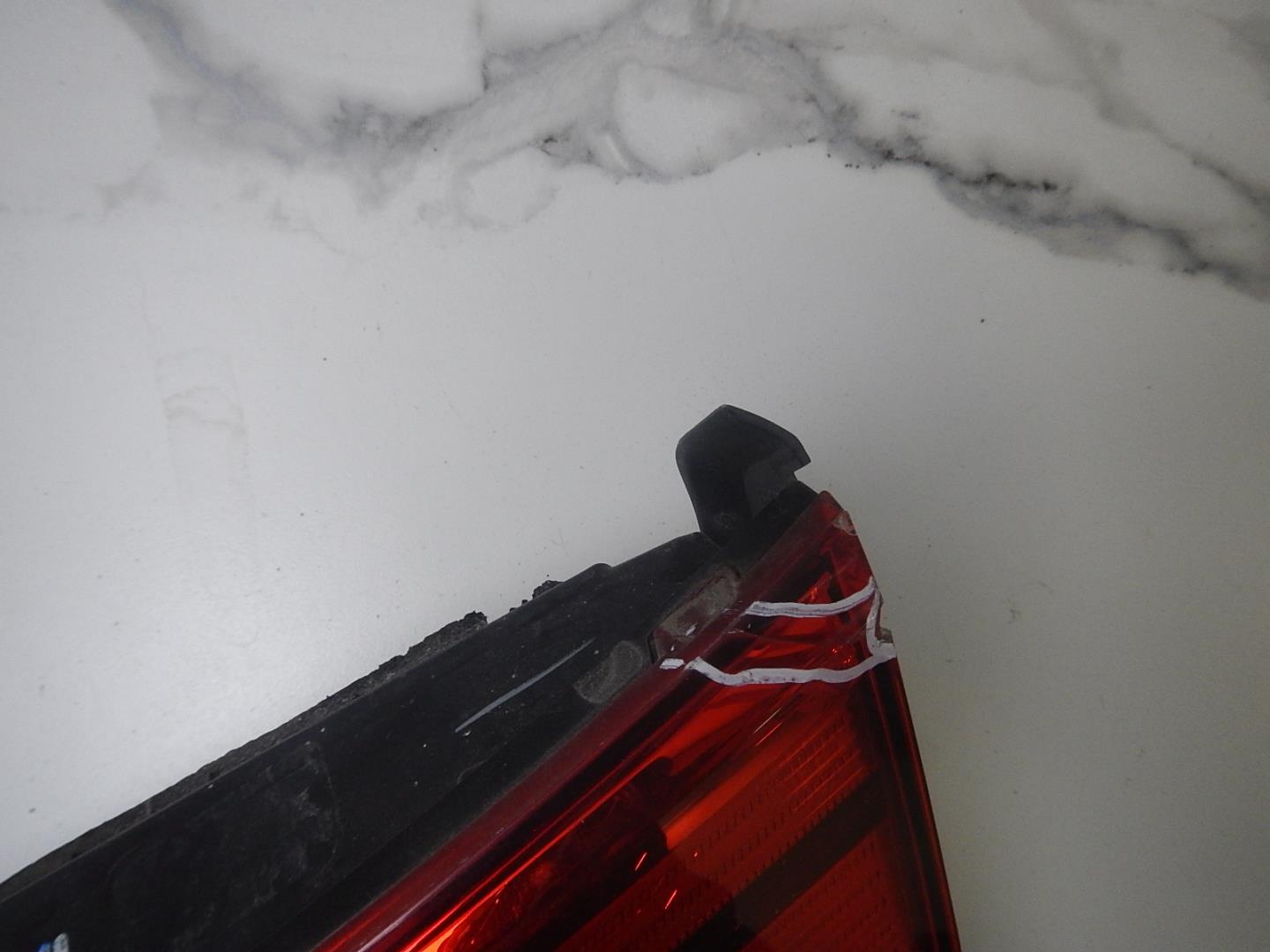 Фонарь задний внутренний правый